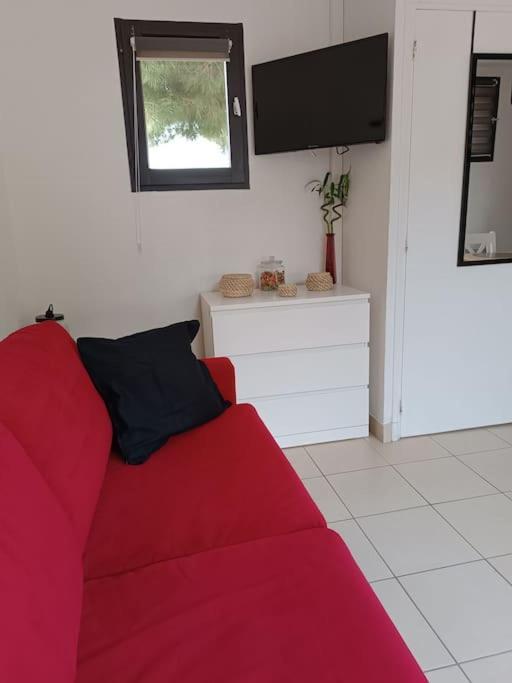 Studio Renove Dans Residence De Vacances Avec Grande Piscine Chauffee, Parking Et Terrasse แอกด์ ภายนอก รูปภาพ